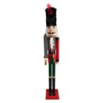 Decoratiune de Craciun Soldat din Lemn cu Caciula din Blana & Sabie 120cm - Image 2