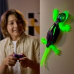 Hex Bots Soparla Interactiva Fosforescenta Glow in the Dark - Spin Master - Image 2