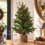 Brad Artificial de Craciun cu Fructe de Padure & Baza Tip Trunchi (57 Ramuri) 65cm