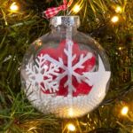 Ornament Brad de Craciun Glob Transparent Fulg Zapada Ø8cm