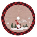 Covoras Fusta pentru Brad de Craciun Gnome Rosie cu Carouri "Merry Christmas" 90cm