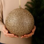 Glob Decorativ de Craciun cu Beteala Sampanie Ø20cm