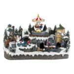 Scena de Craciun Magazine cu Copii Patinoar Carusel Lumina & Miscare 46x27x28cm